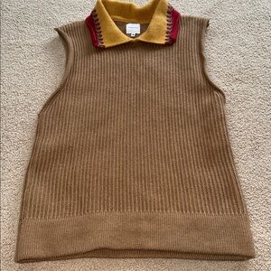 Sleeveless collard sweater vest
